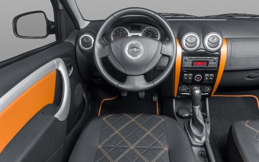 Торпедо Lada Largus Cross (RS0) 2014 года  (фото 17 из 26)